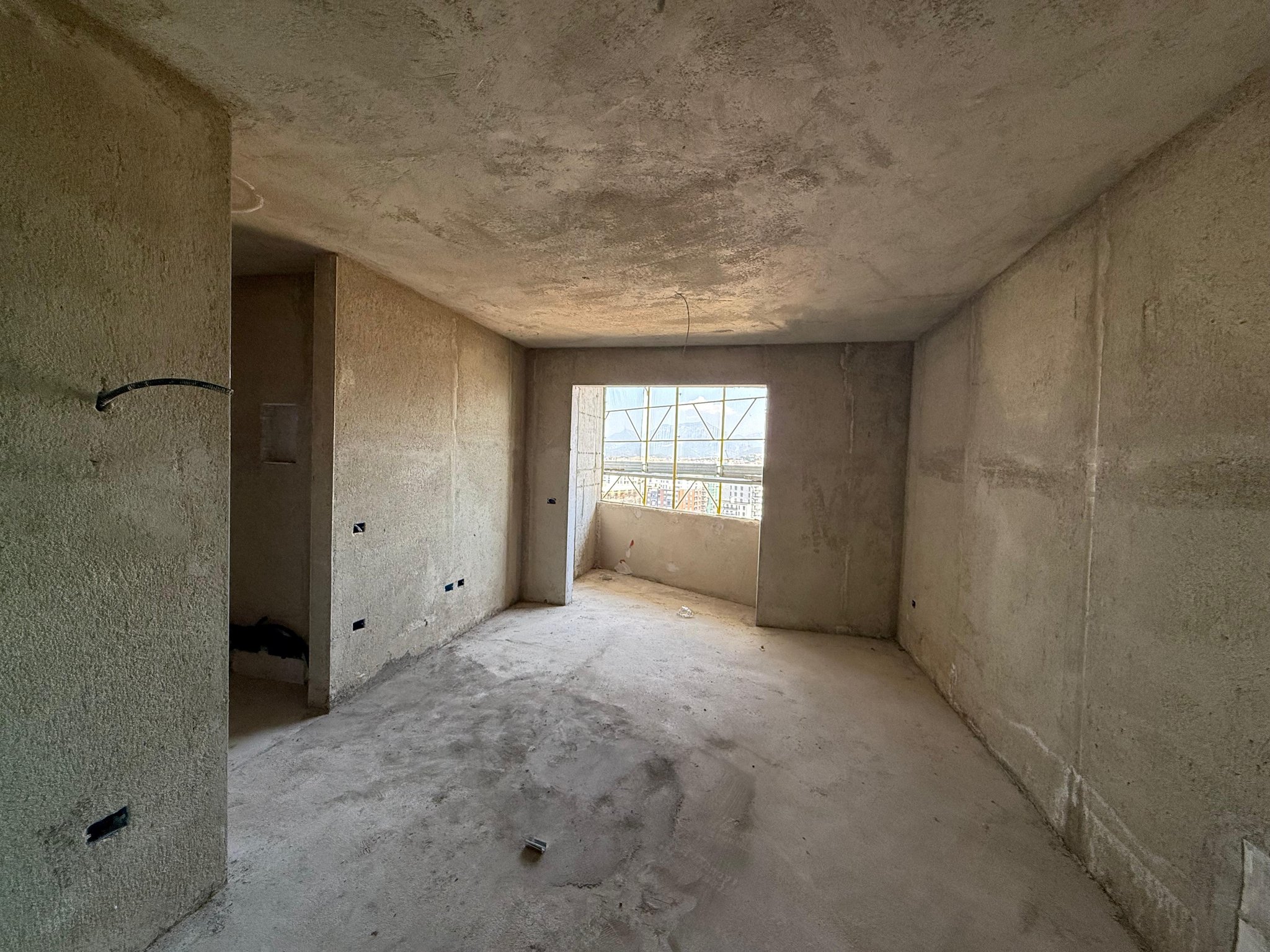 Shitet, Apartament 2+1+2WC+Blk, Rruga Dritan Hoxha – Rezidenca Colonade, 167,000 Euro