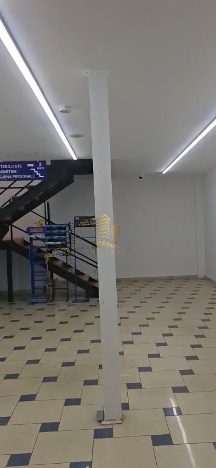 Qira, Ambient biznesi Dublex 134m², Rruga Myslym Shyri, 150,000 Lek/muaj
