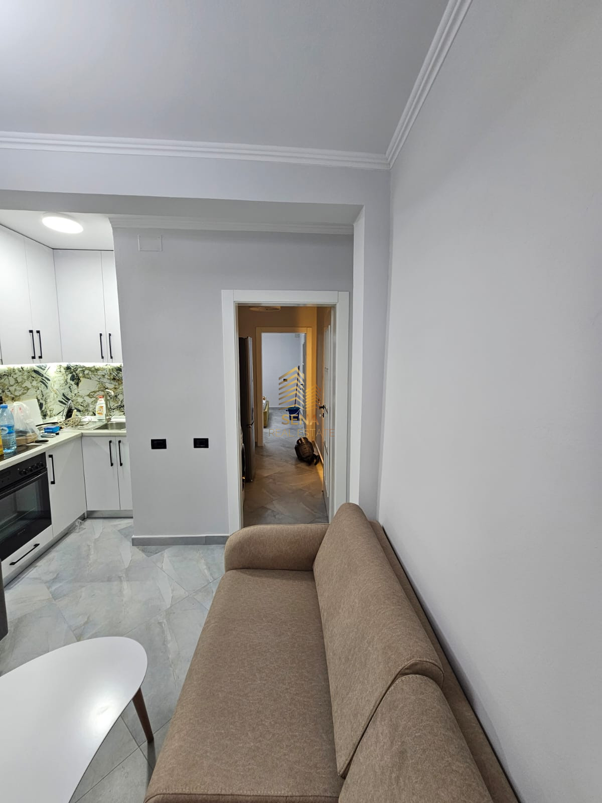 Qira, Hyrje Private 1+1, Brryli, 55.000 Leke/muaj