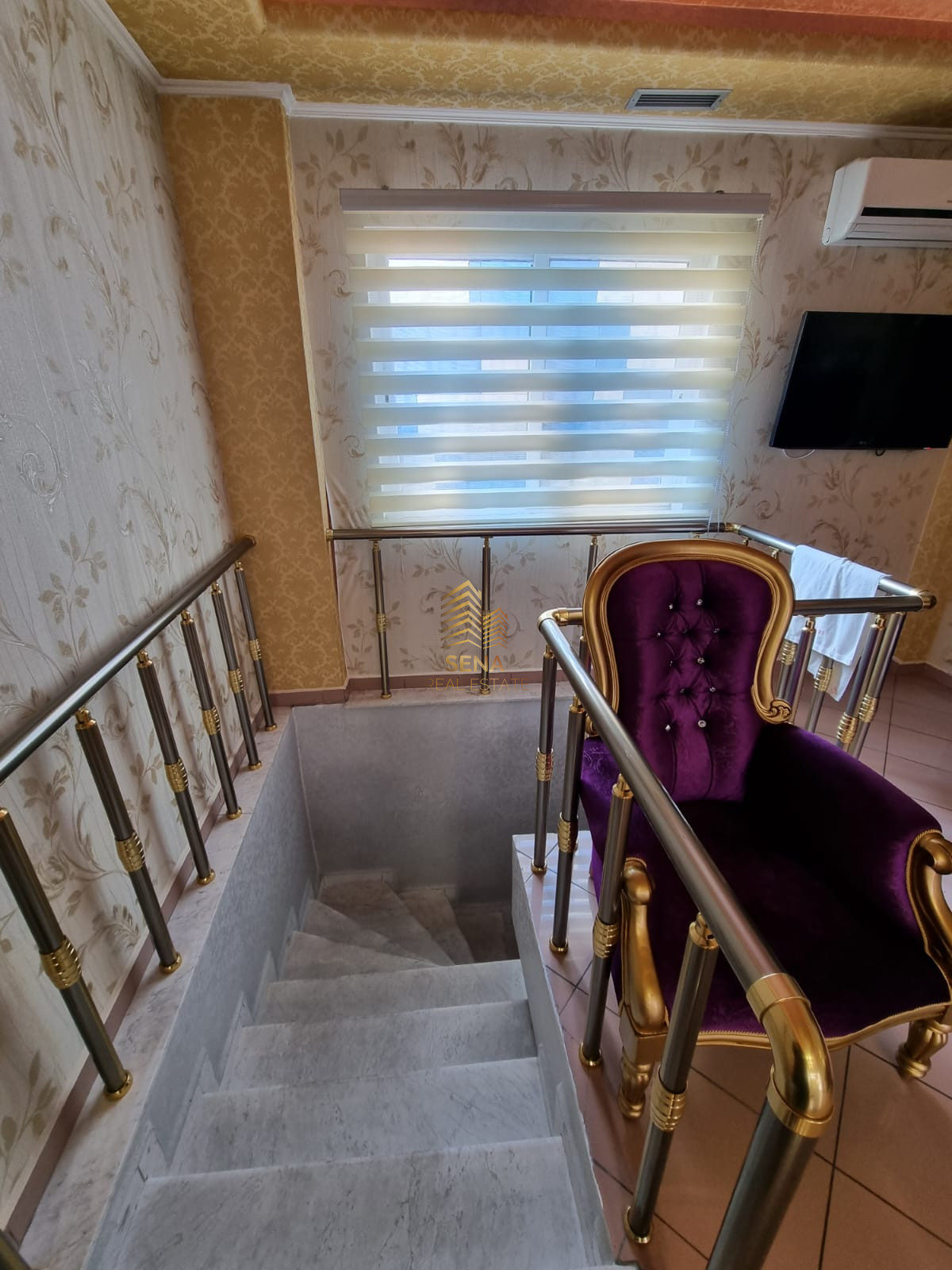Qira, Ambient biznesi Dublex 148m², Rruga e Durresit, 120,000 Lek/muaj