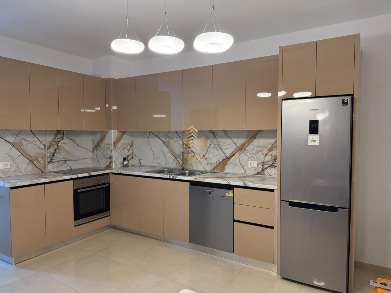 Qira, Apartament 2+1+Blk, Rruga e Dibres, 70.000 Lek/Muaj