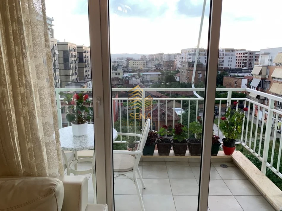 Qira, Apartament 3+1+2+Blk,Bulevardi i Ri – Gener 2, 85.000 Leke/muaj