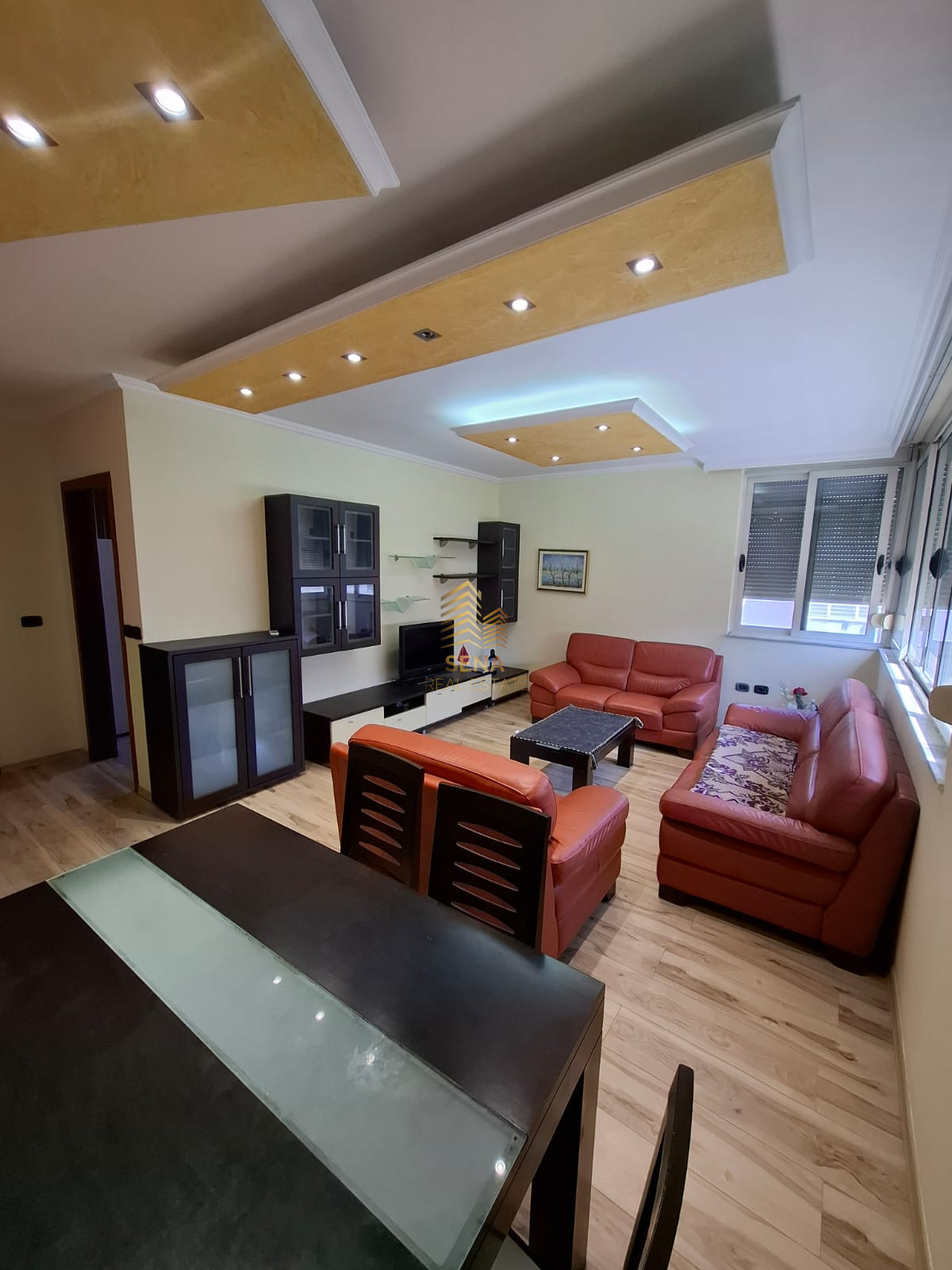 Qira, Apartament 2+1+A, Komuna e Parisit, 85.000 Leke/Muaj