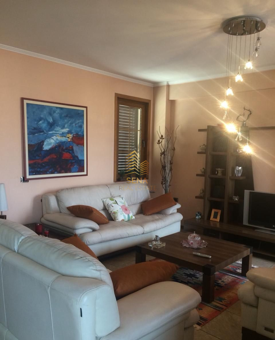 Qira, Apartament 1+1+Verande, Rruga e Durresit, 50.000 ALL/muaj