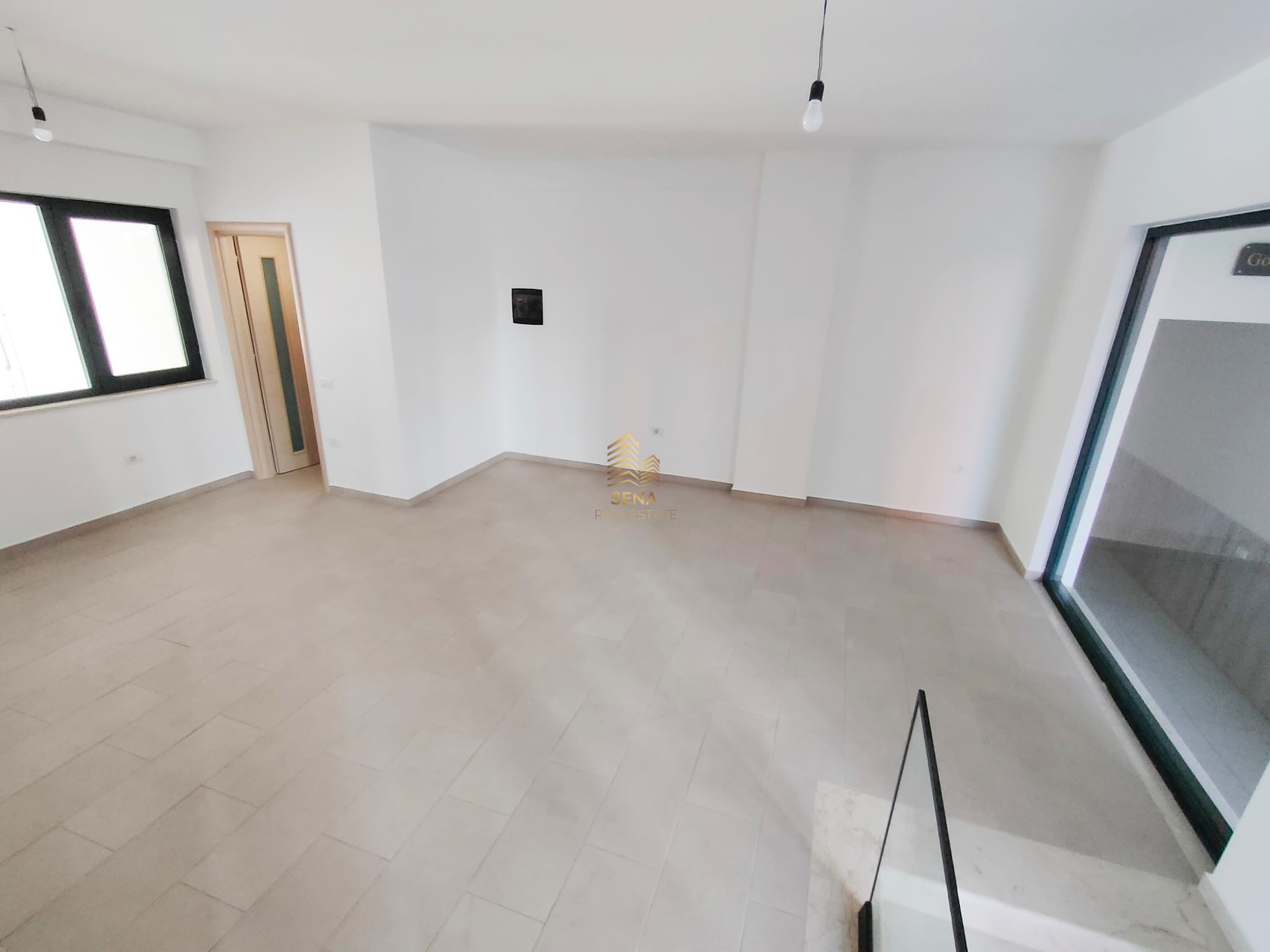 Shitet, Ambient Biznesi, Kompleksi Green City – Astir, 140,000 Euro