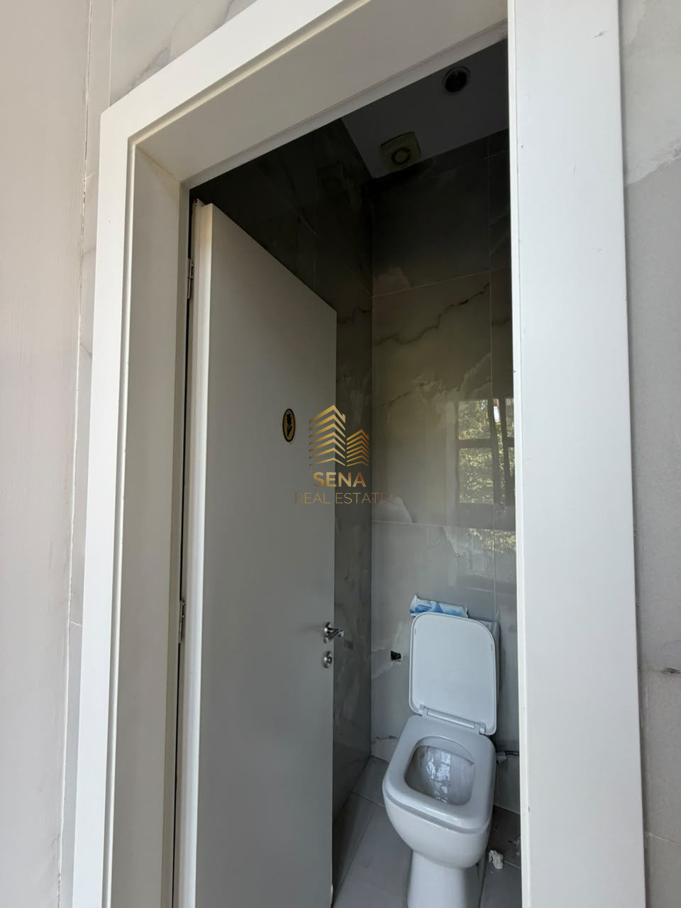 Qira, Ambient Biznesi, Porcelan, 1400 Euro/muaj Neto