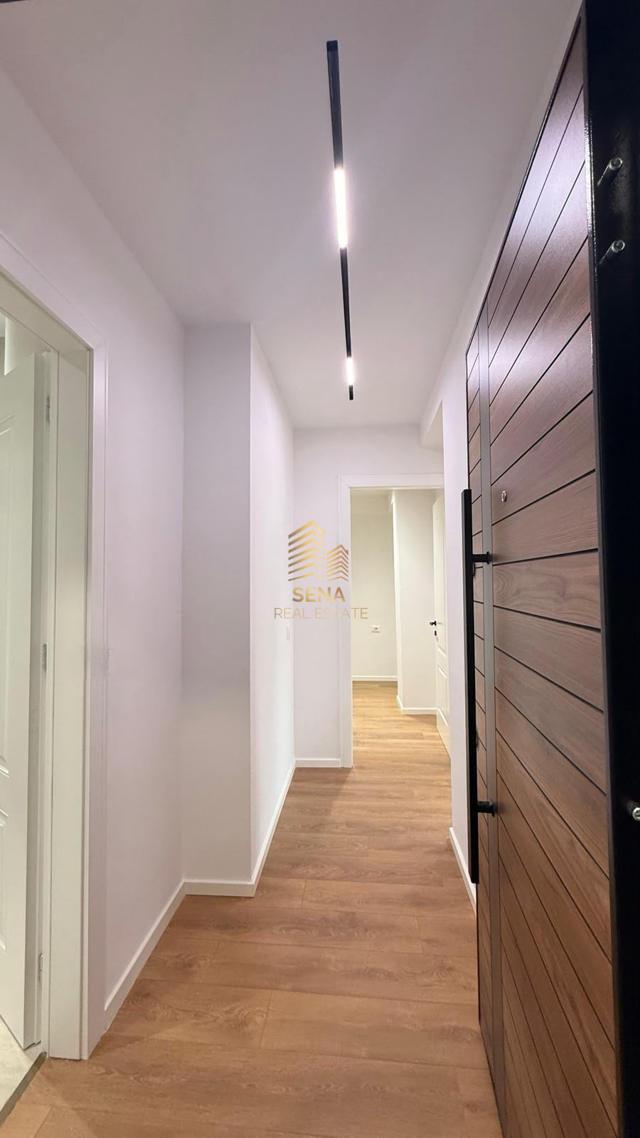 Shitet, Apartament 1+1, 21 Dhjetori, 155,000 Euro