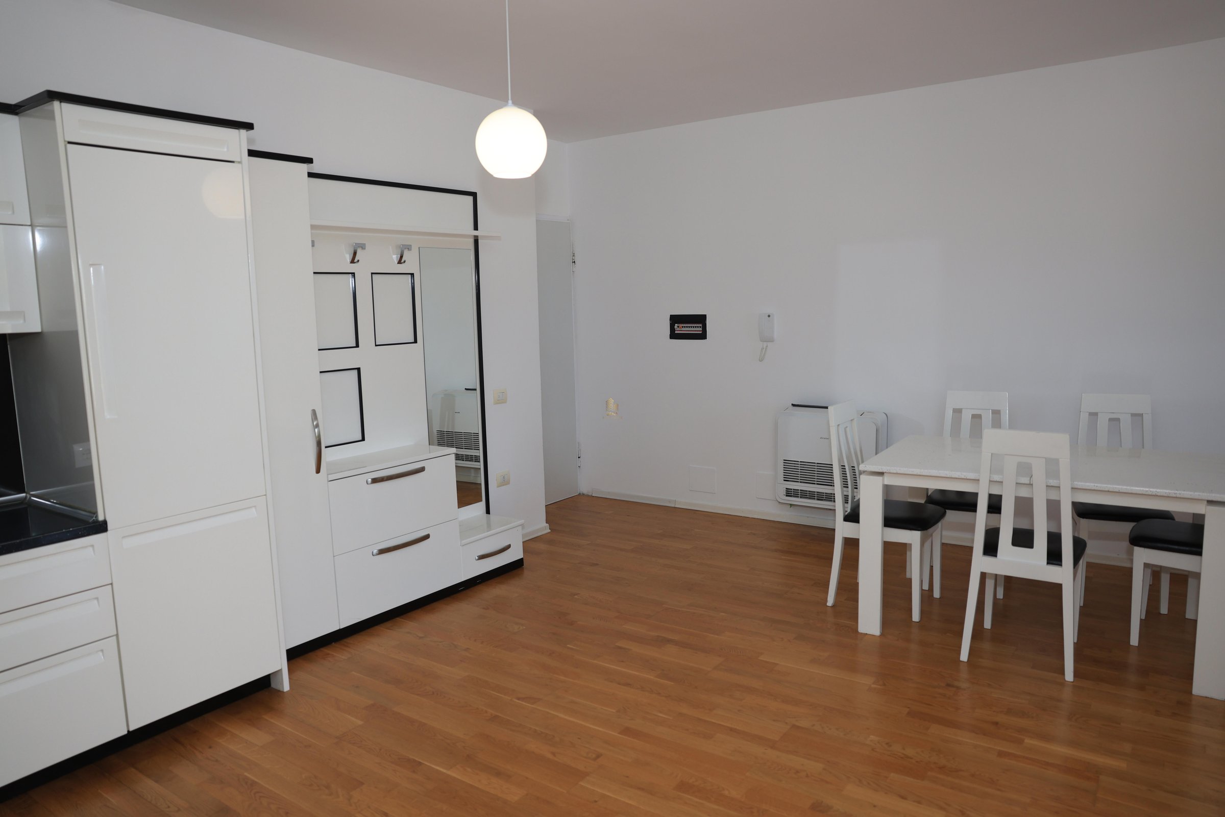Qira, Apartament 2+1+2+Blk, Kopeshti Botanik, 80.000 Leke/muaj