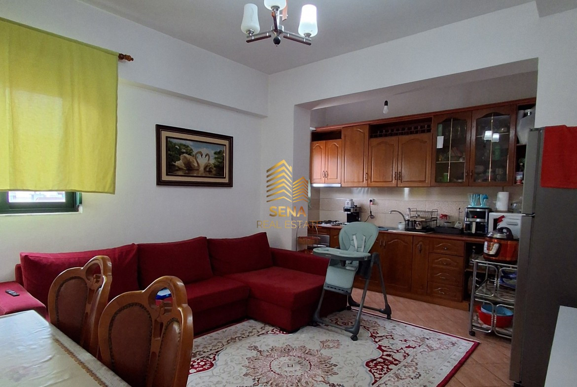 Shitet, Apartament 2+1+blk, Tirana e Re-Perballe Delijorgjit, 15.500.000 Leke