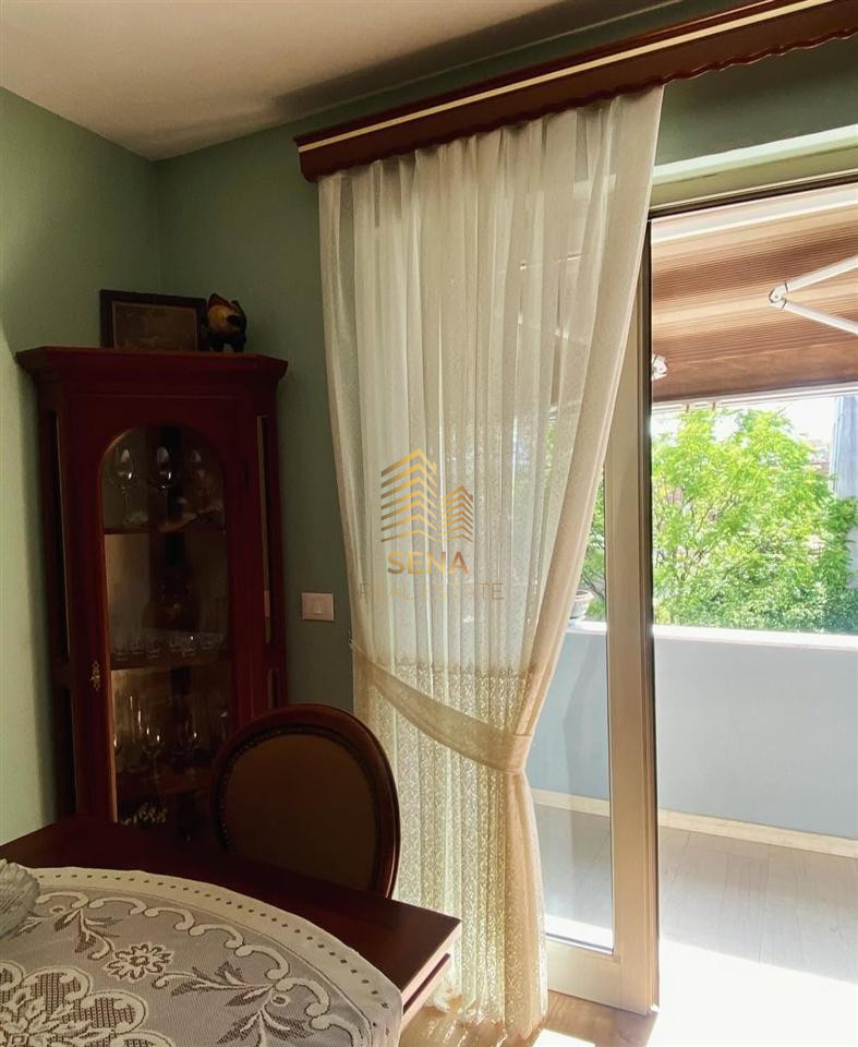 Qira, Apartament 2+1+Blk , Rruga Kavajes, 800 Euro/muaj