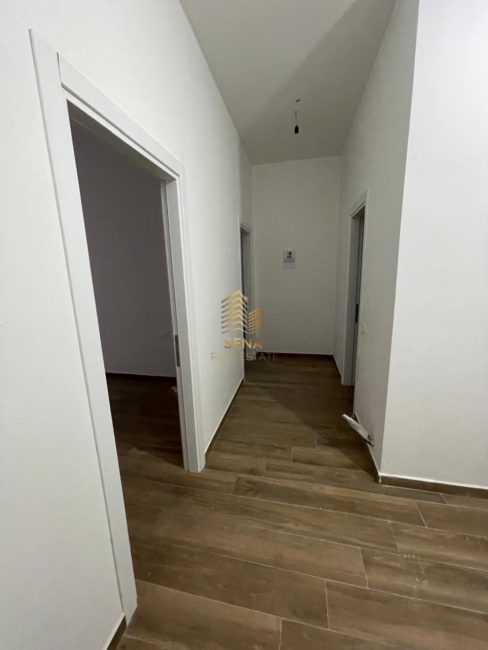Qira, Ambient Per Biznes,2+1+blk,Kompleksi Arlis – Rruga e Dibres, 650 Euro/Muaj