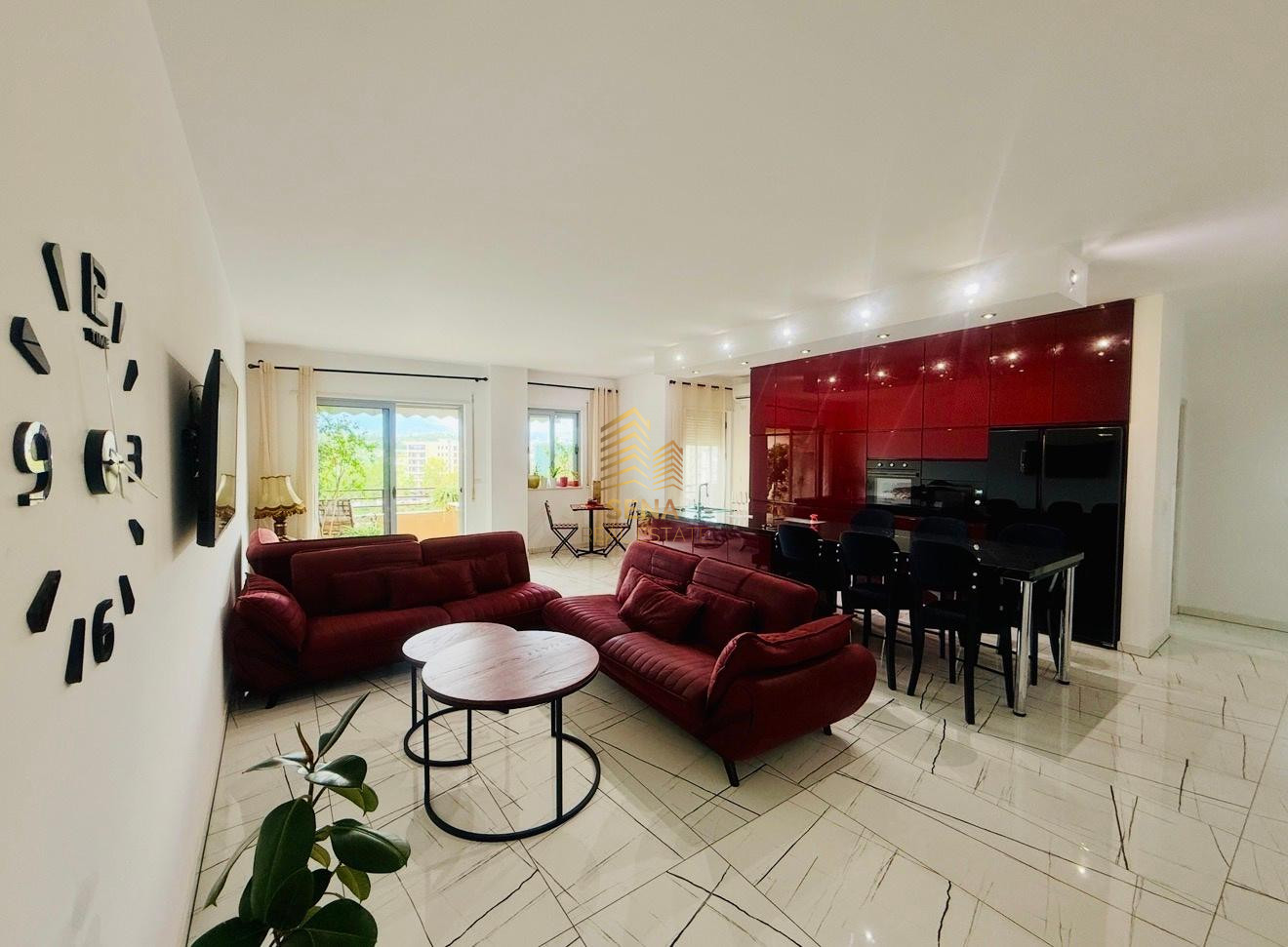Qira, Apartament 2+1+3blk, Liqeni Thate, 1200 Euro/Muaj