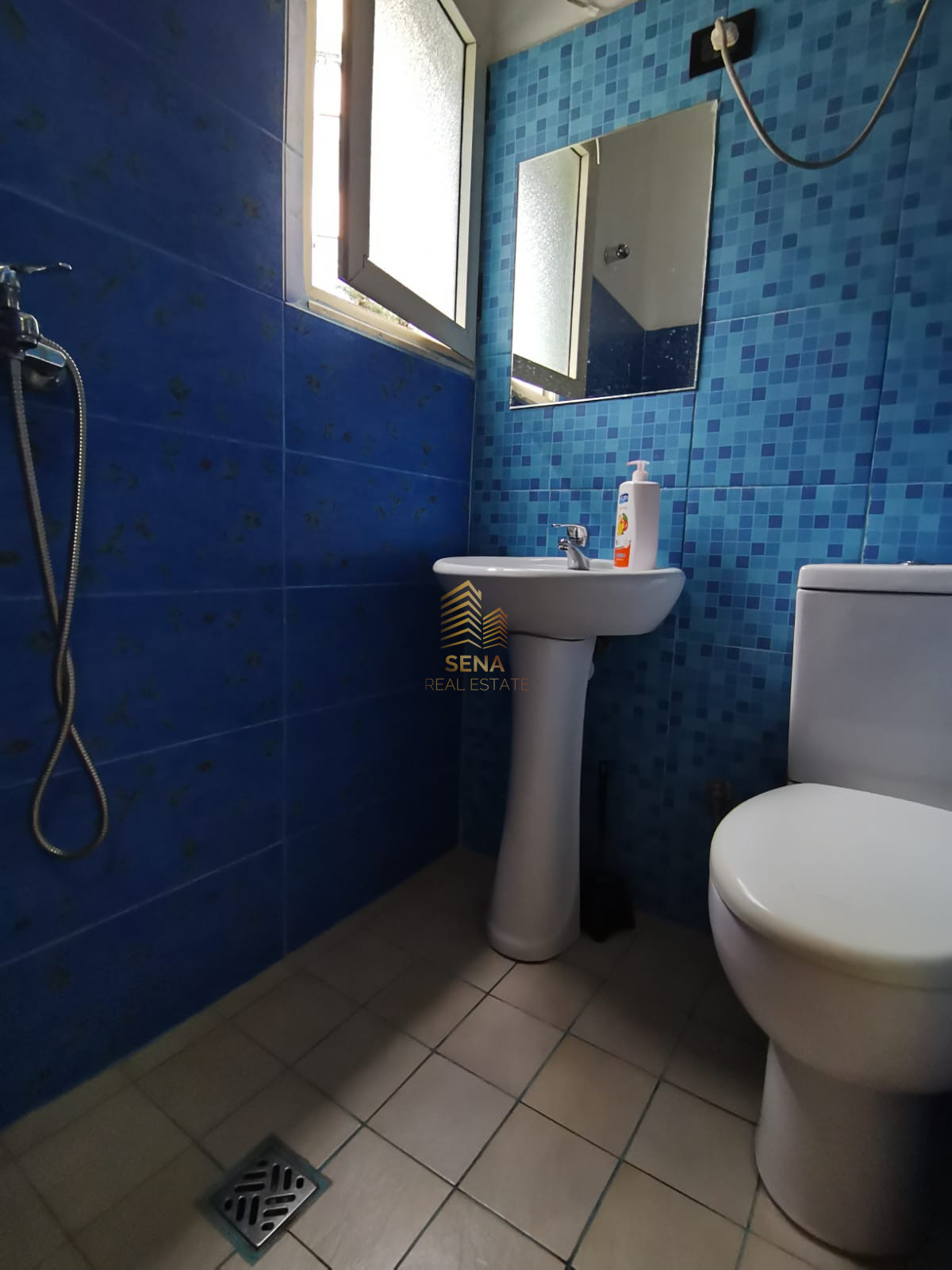 Qira, Garsoniere, 5 Maji, 40.000 Leke/muaj