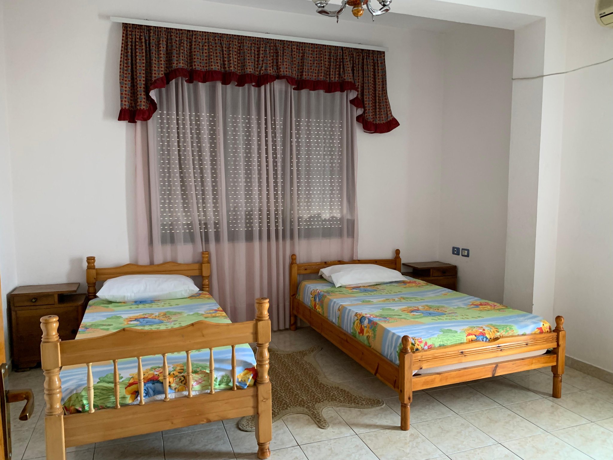 Qira, Hyrje Private, 2+1+blk, Kodra e Priftit, 48.000 Leke/Muaj