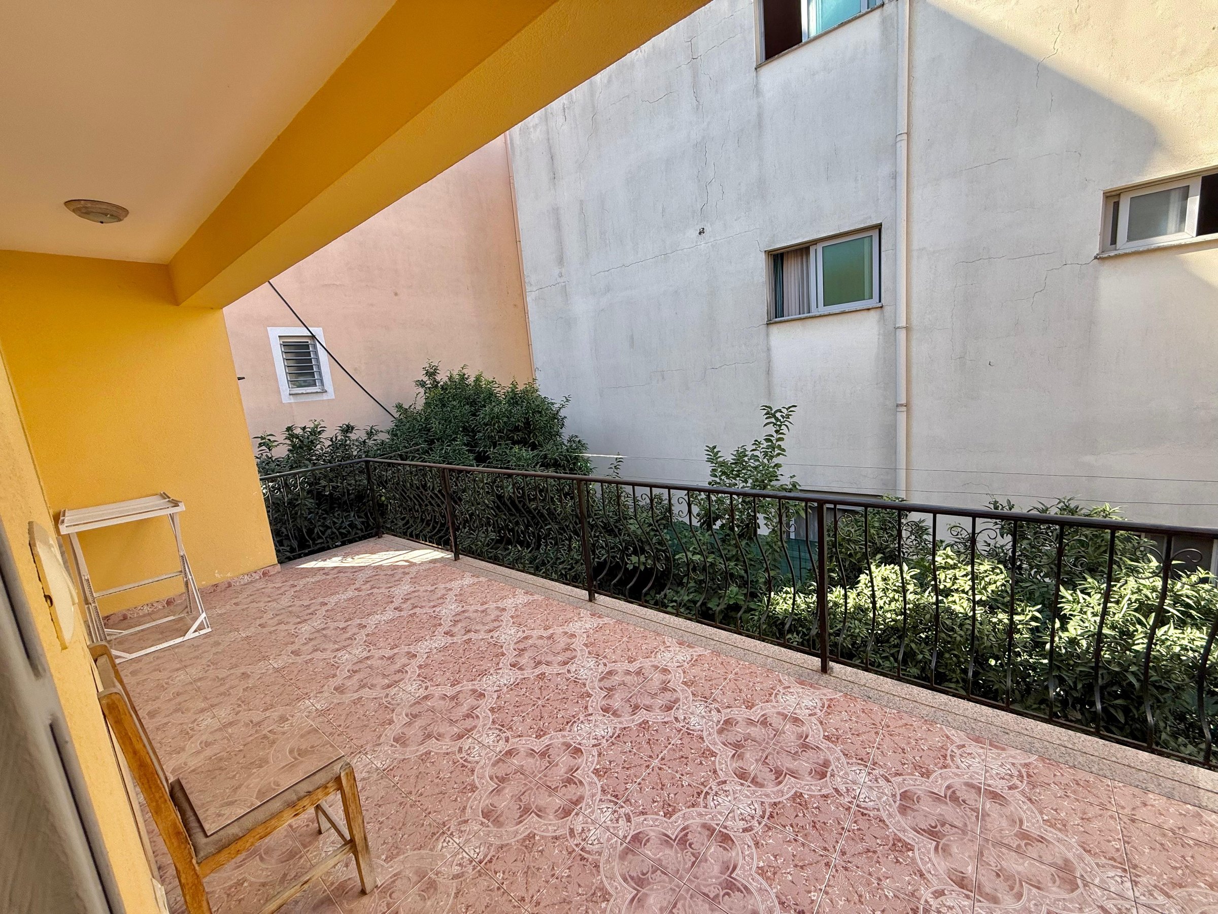 Qira, Shtepi Private 2 kateshe 2+1+blk+Parkim, Allias, 50,000 Lek/muaj
