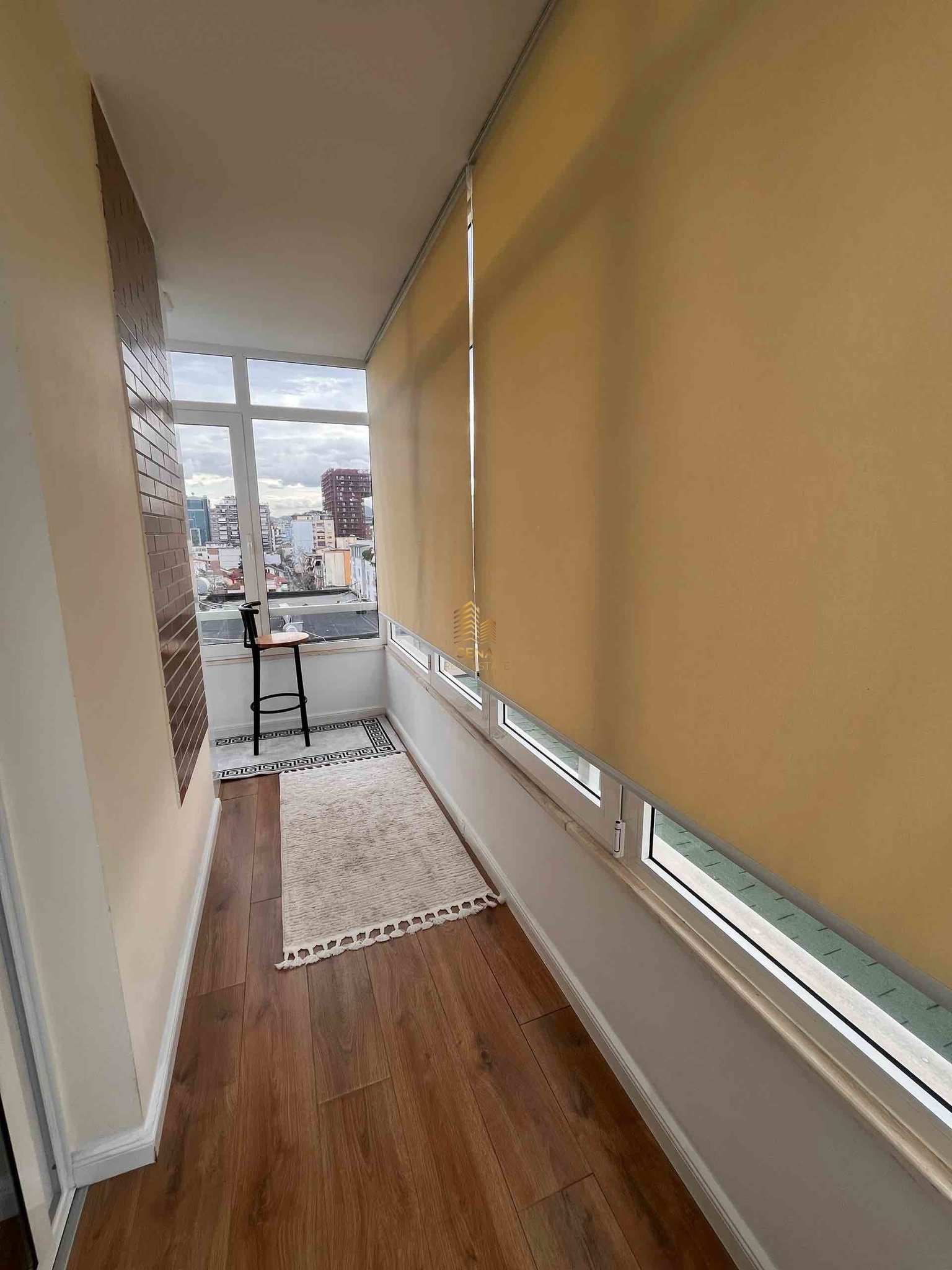 Qira, Apartament 1+1+2 BLK, Rruga e Durresit, 800 Euro/muaj