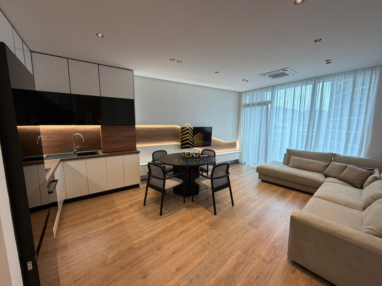 Shitet, Apartament 1+1 +blk+ Post Parkimi, Lake View Residence. 345.000 Euro
