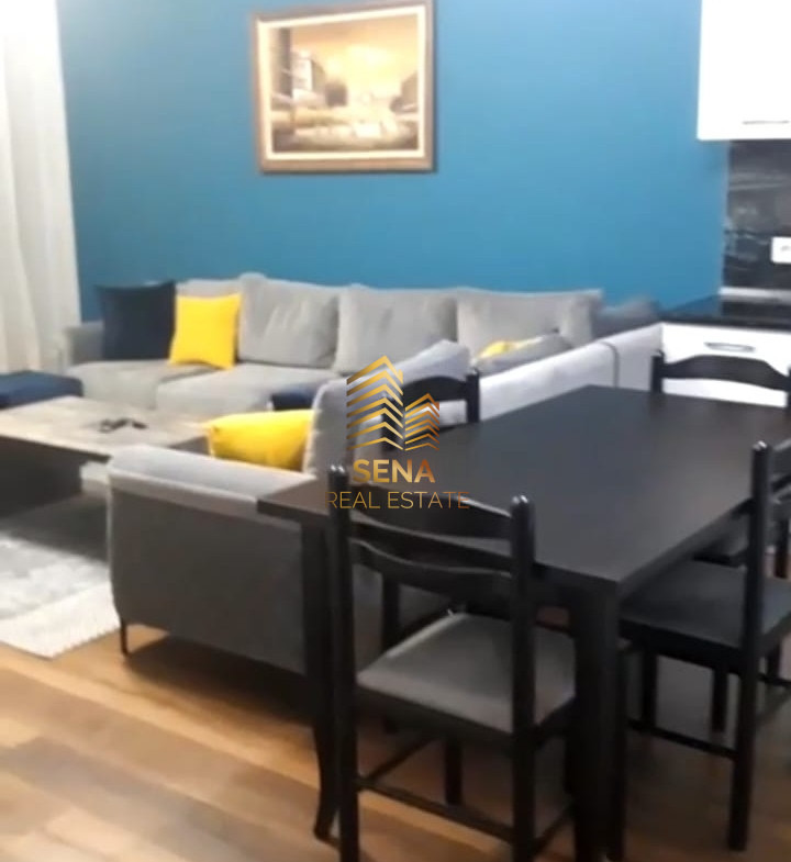 Qira, Apartament, 2+1+2+Blk, Kopshti Botanik , 800 Euro/Muaj