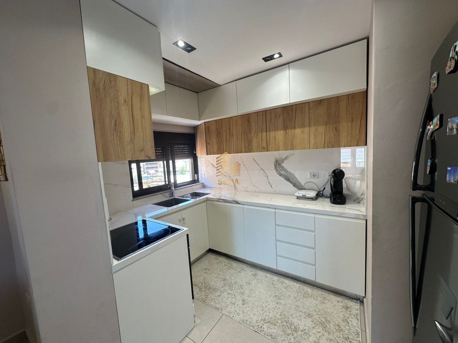 Qira, Apartament 2+1+Verande,Xhamllik,65.000 Leke/muaj