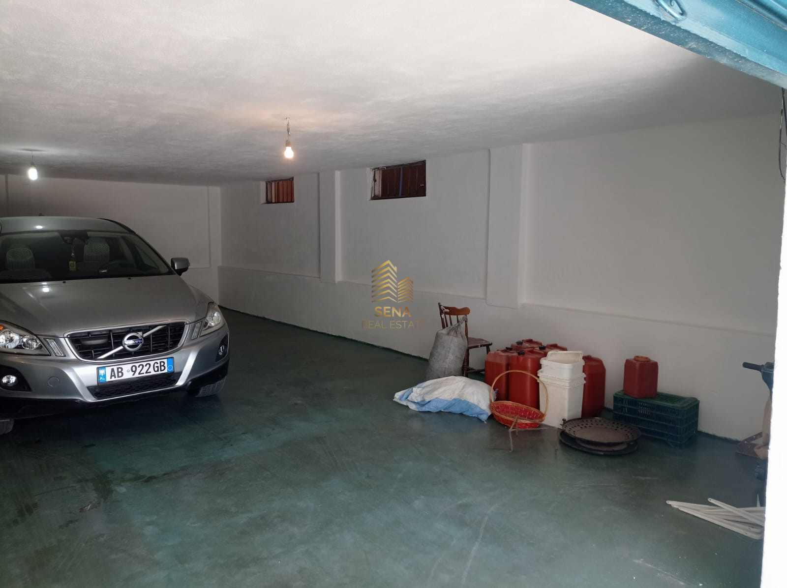 Qira, Magazine 130m2, Porcelan, 50.000 Lek/Muaj