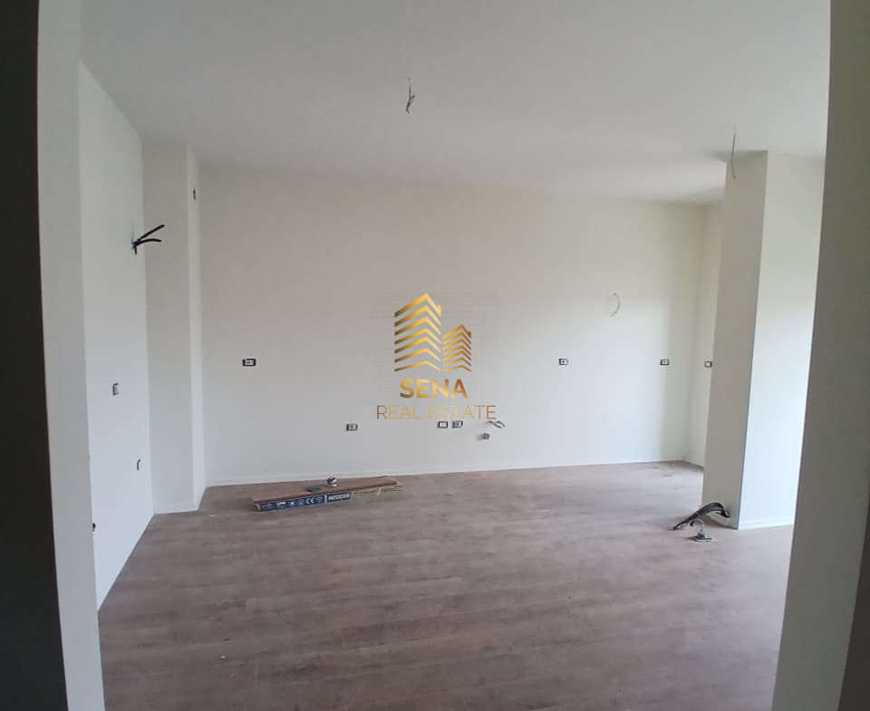 Qira, Ambient Biznesi 1+1+Blk, Prane Fiori Di Bosco, 650 Euro/muaj