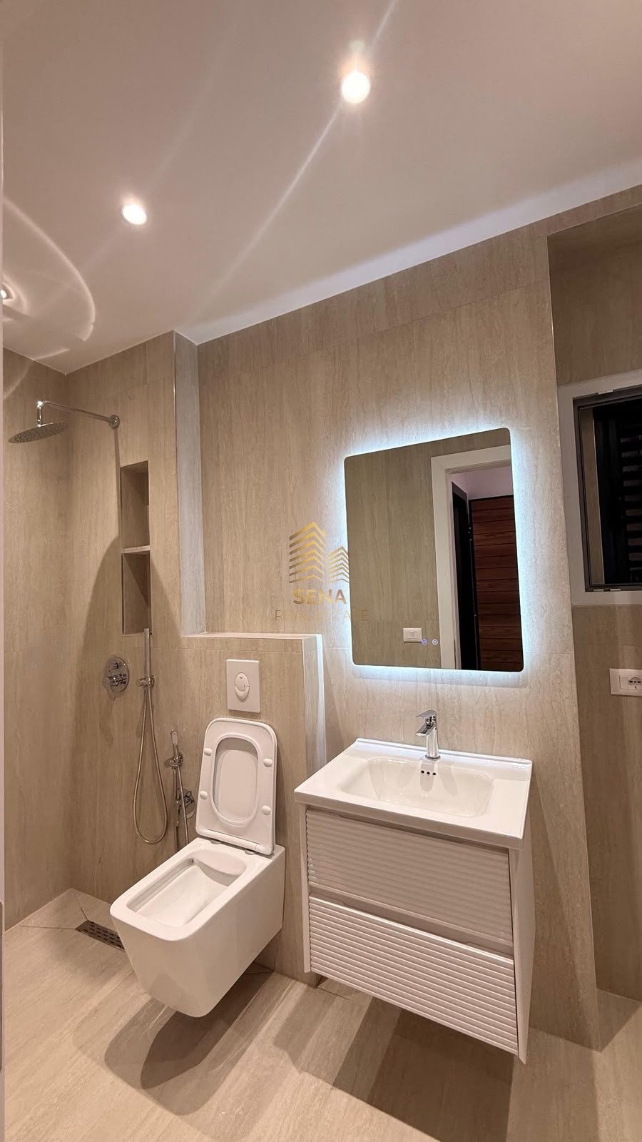 Shitet, Apartament 1+1, 21 Dhjetori, 155,000 Euro