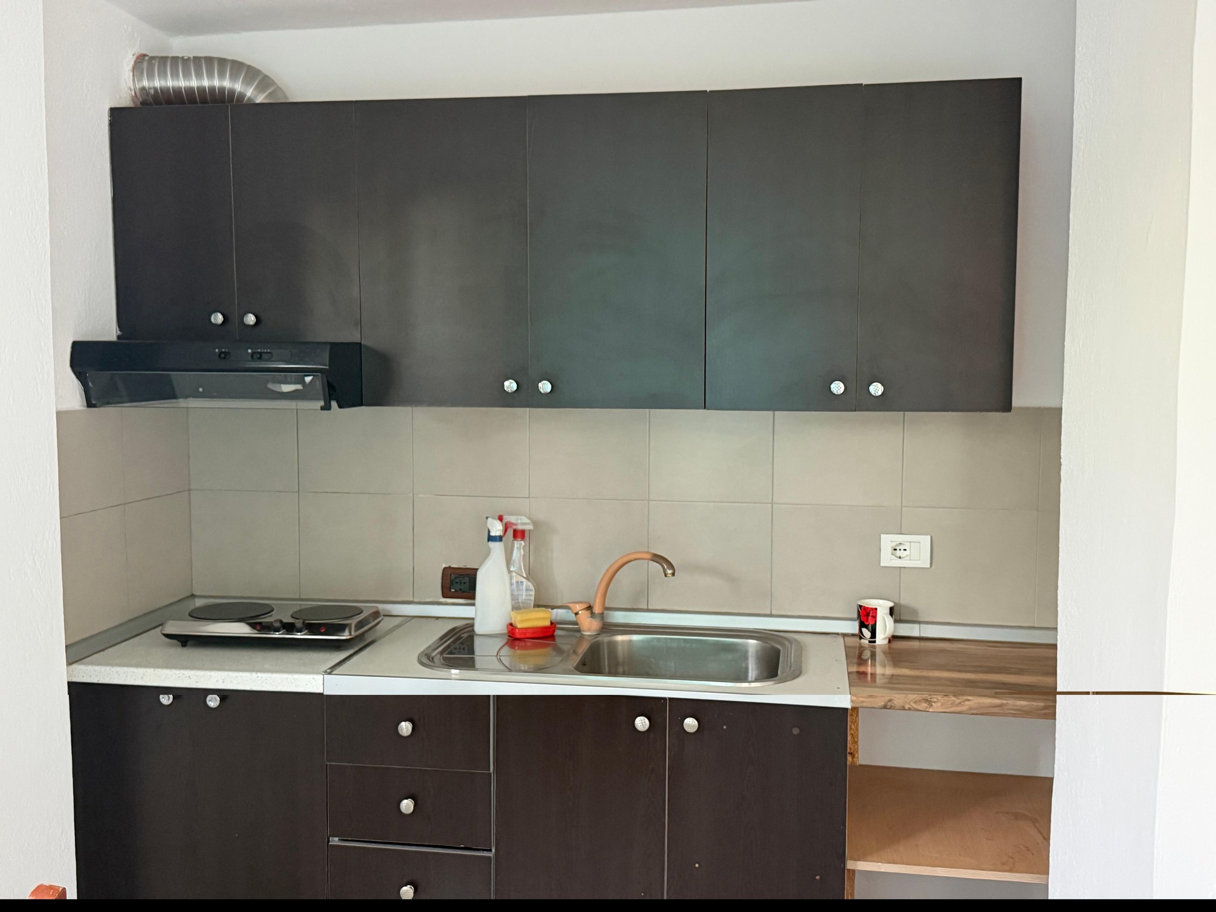 Qira, Hyrje Private 1+1, Vilat Gjermane ,30.000 Leke/muaj
