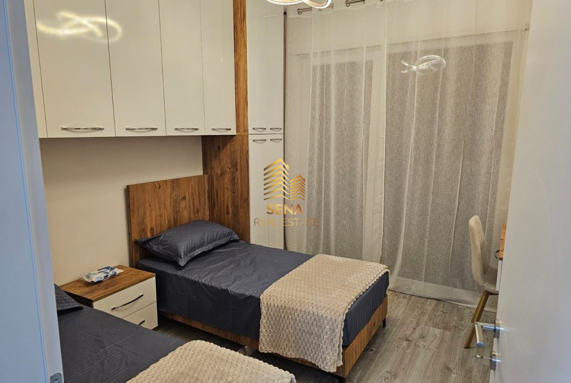 Shitet, Apartament 2+1+2+2blk, Rezidenca Henke– Yzberisht, 19,000.000 Lek