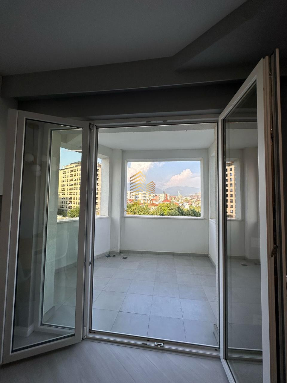 Qira, Apartament 1+1+Blk+Post Parkimi, River Residence, 65.000 Lek/Muaj