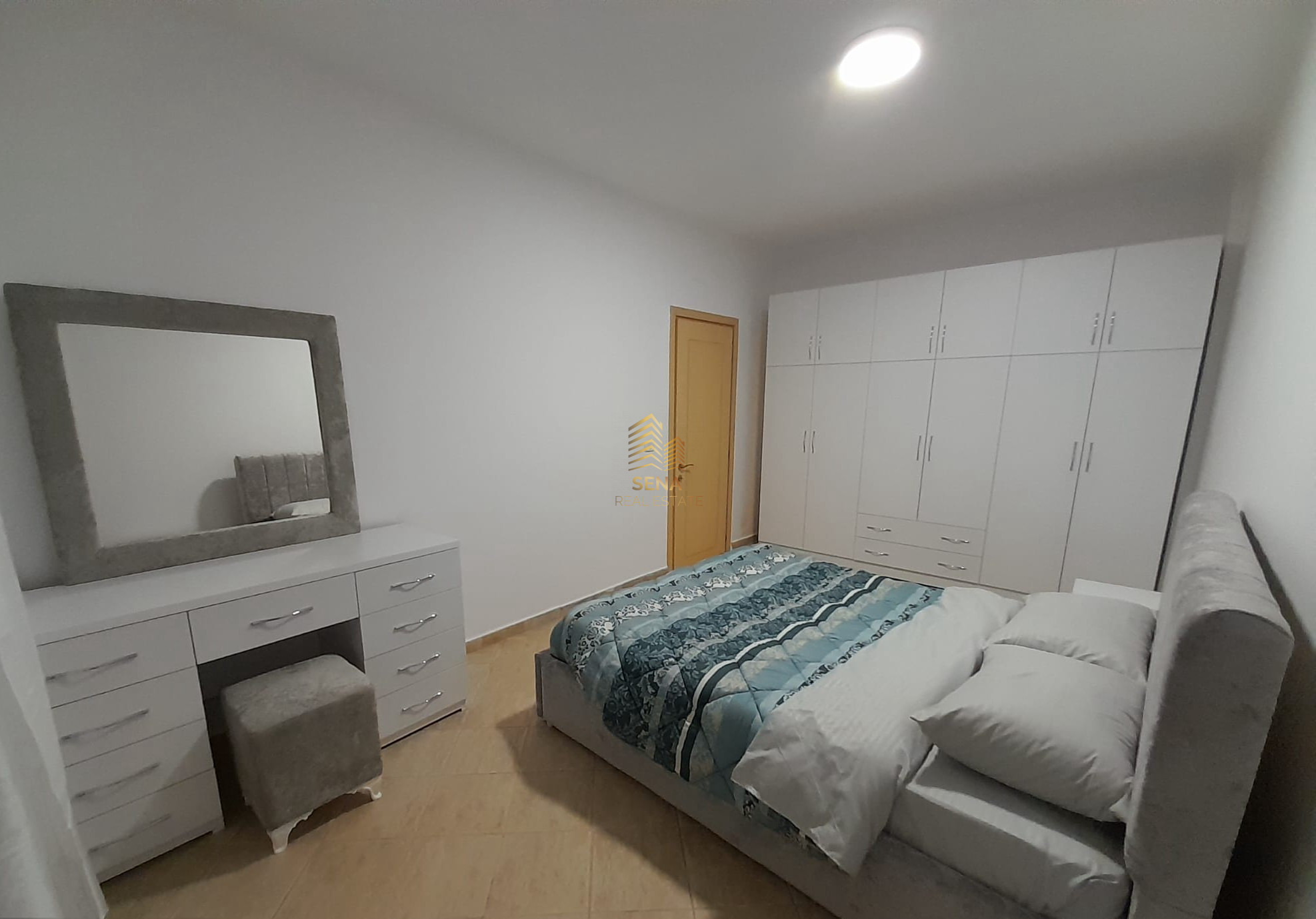Qira, Apartament 2+1+2blk, Rruga e Kavajes-prane Square 21, 70.000 Lek/Muaj