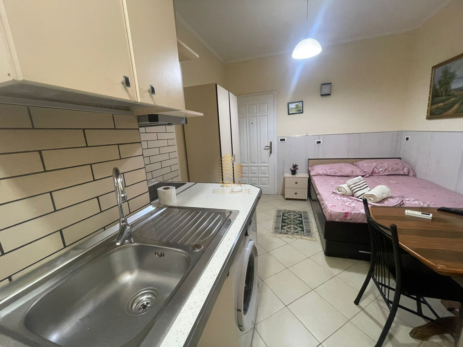 Qira, Garsoniere, Siri Kodra, 33.000 Lek/muaj
