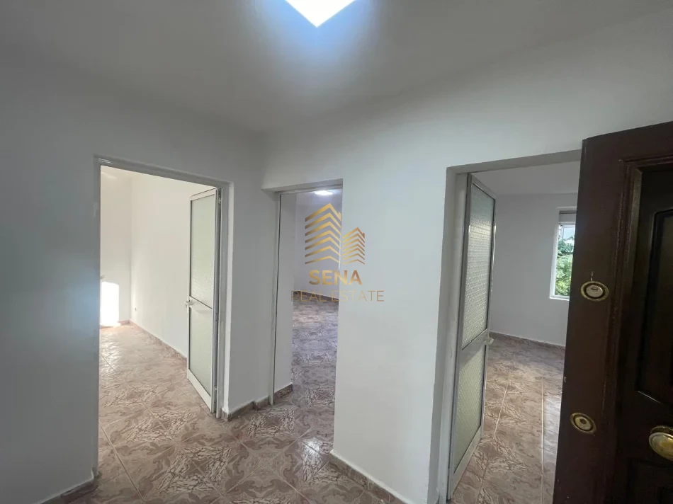 Qira, Apartament 2+1+BlK, Ish Restorant Durresi, 50.000 Leke/Muaj