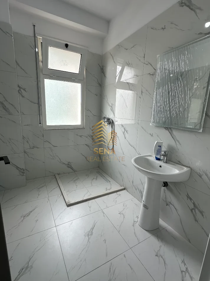 Qira, Apartament 2+1+blk, Paskuqan, 48.000 Leke/muaj