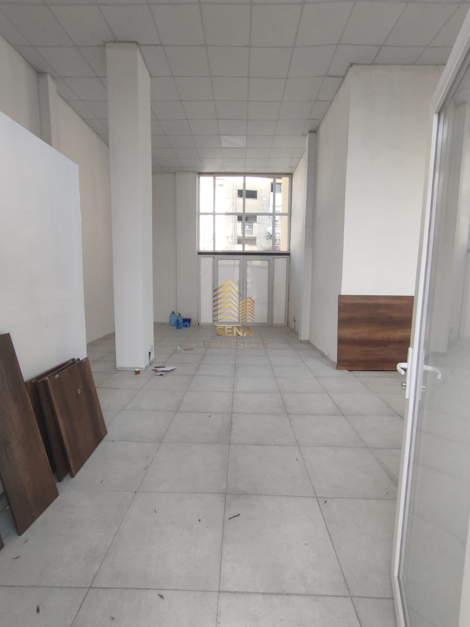 Qira, Ambient biznesi, Oxhaku, 1000 euro