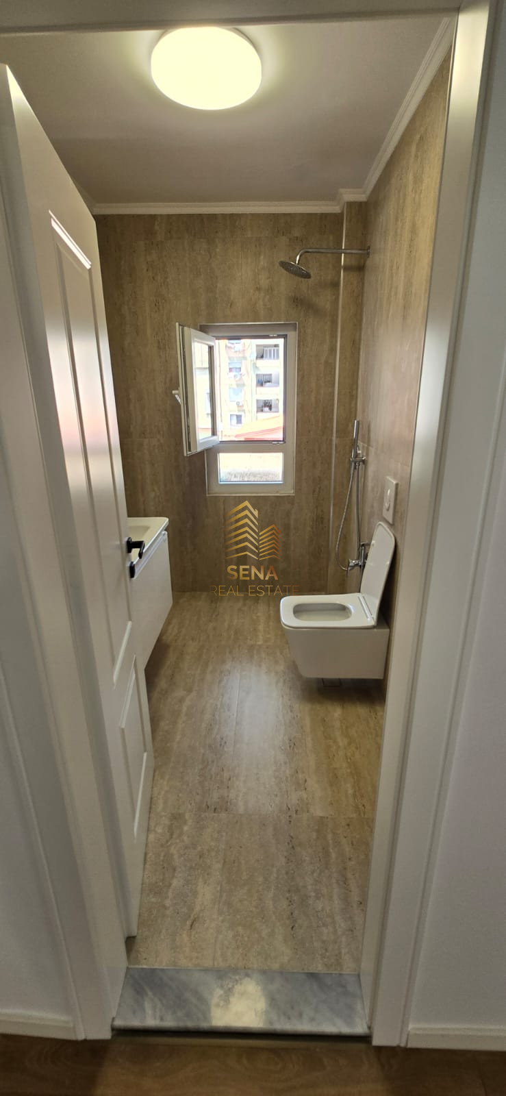 Shitet, Apartament 1+1, Rruga e Kavajes, 140,000 Euro