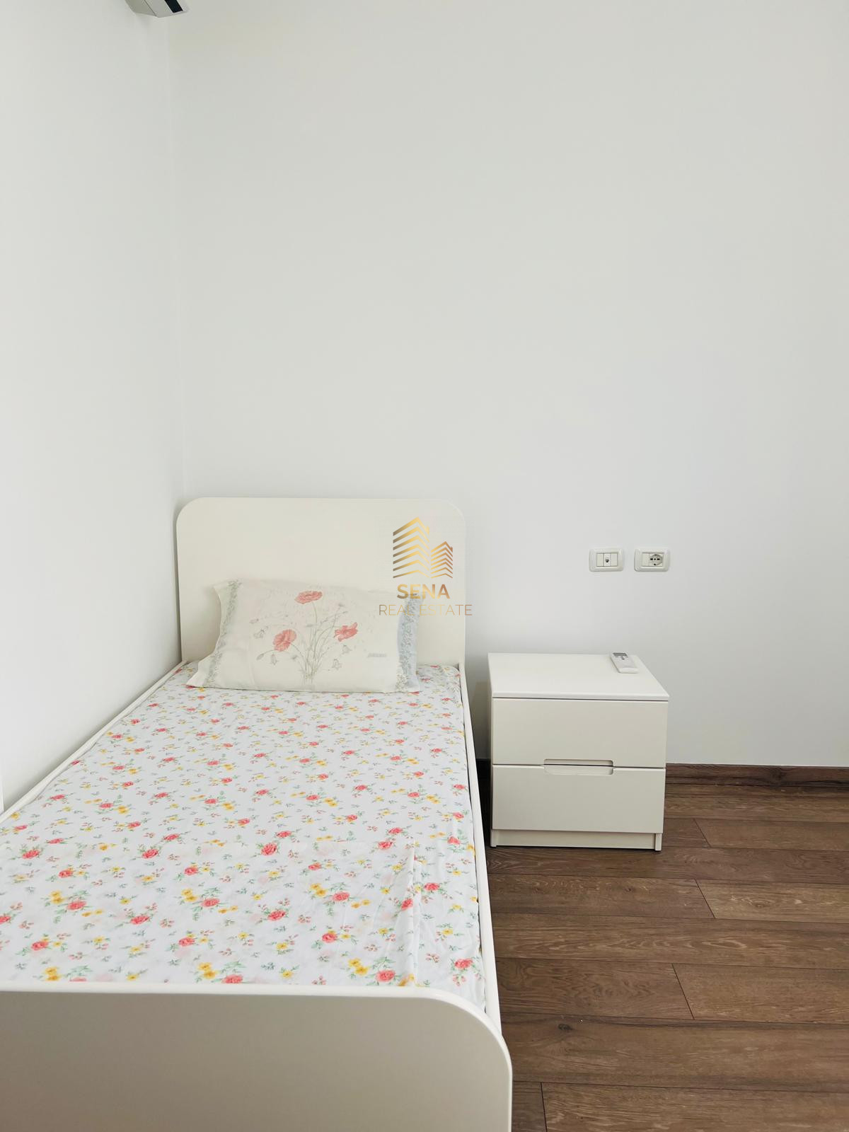 Qira, Apartament 2+1+2blk, Kompleksi Panorama, 700 Euro/muaj