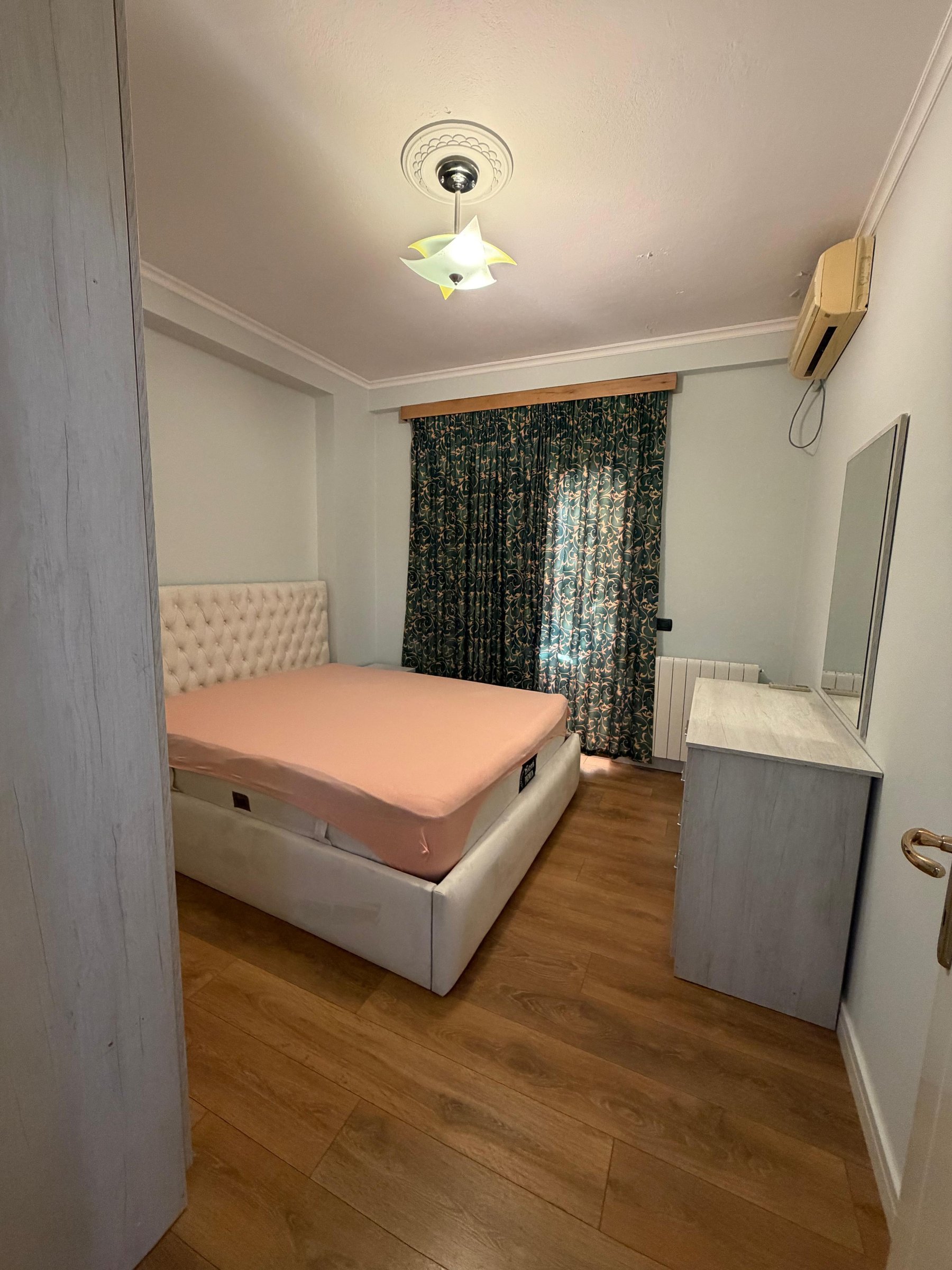 Qira, Apartament 2+1+2blk, Ali Demi, 65.000 Leke/muaj