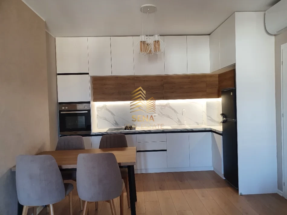 Shitet, Apartament 1+1+blk, 5 Maji, 155.000 Euro