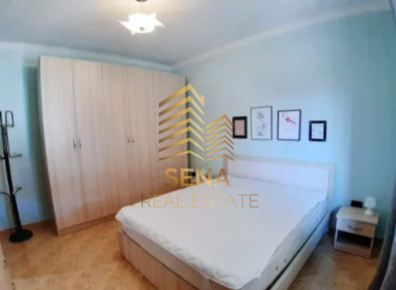 Qira,Hyrje Private,1+1,Zogu i Zi-Prane Pallatit te Sportit,45.000 Leke/muaj