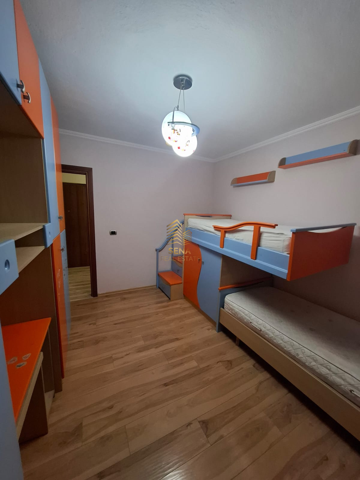 Qira, Apartament 2+1+A, Komuna e Parisit, 85.000 Leke/Muaj