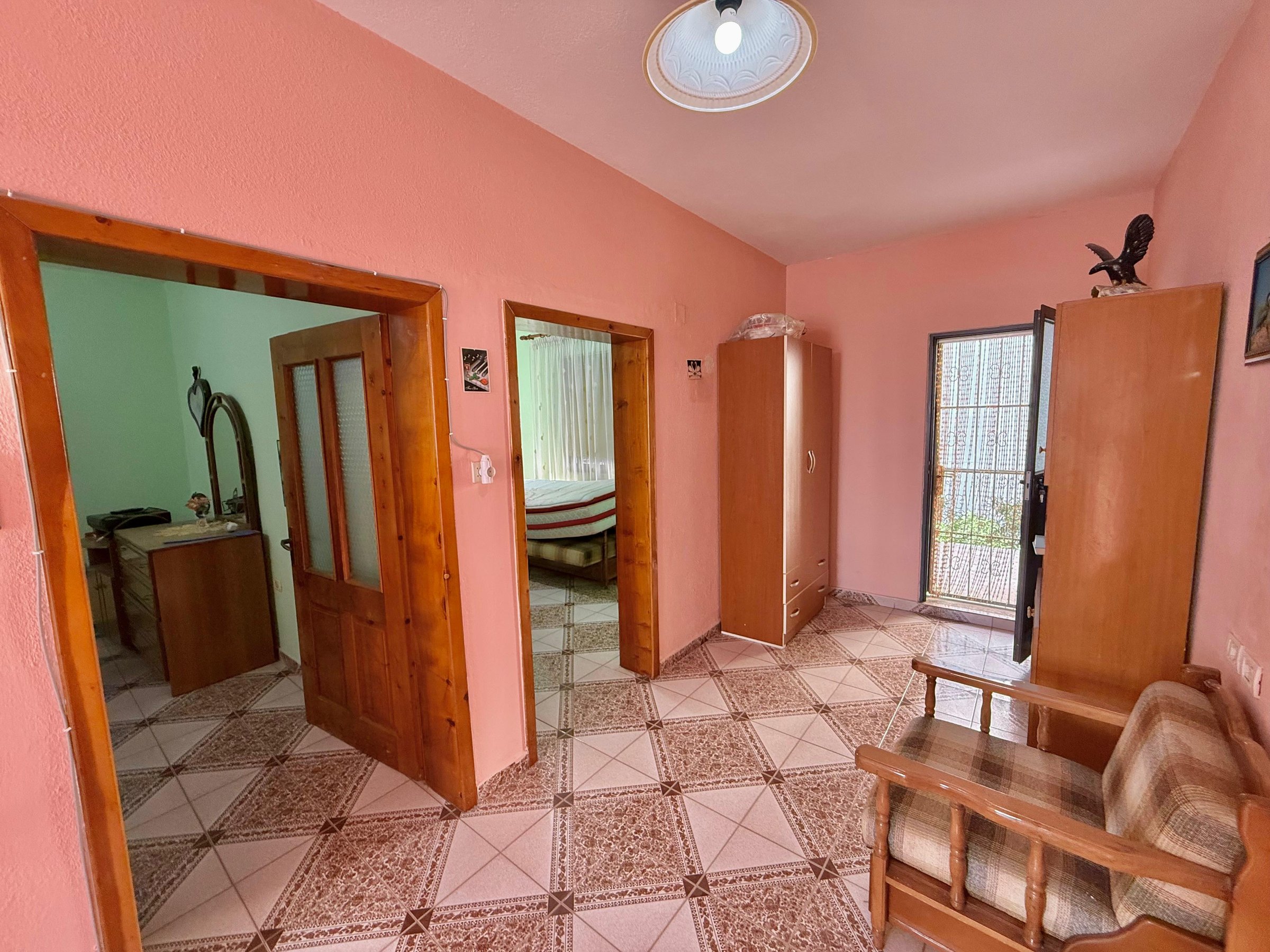 Qira, Shtepi Private 2 kateshe 2+1+blk+Parkim, Allias, 50,000 Lek/muaj