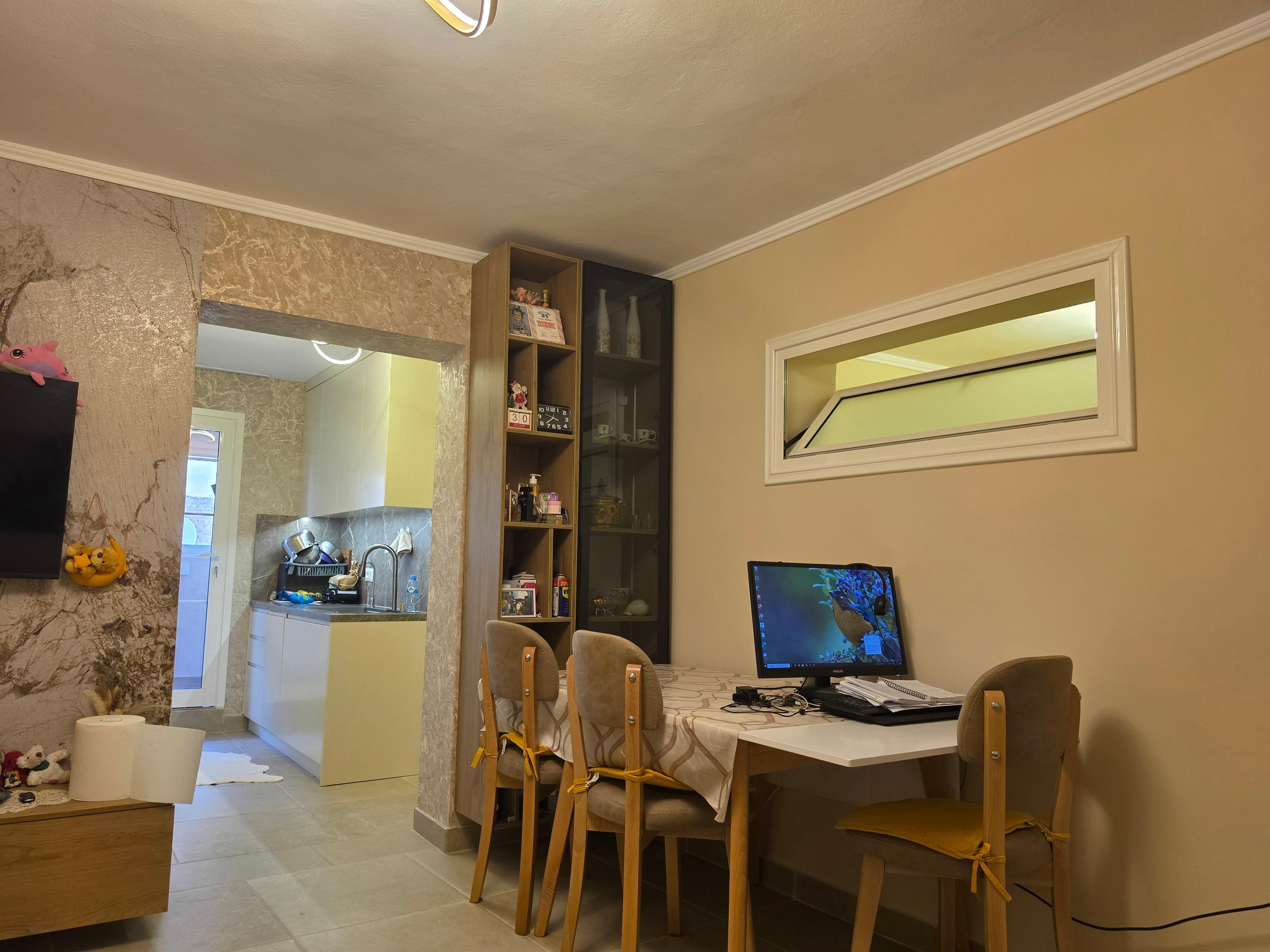 Shitet, Apartament 2+1+Blk, I adaptuar, Rruga e Elbasanit, 15.300.000 Leke