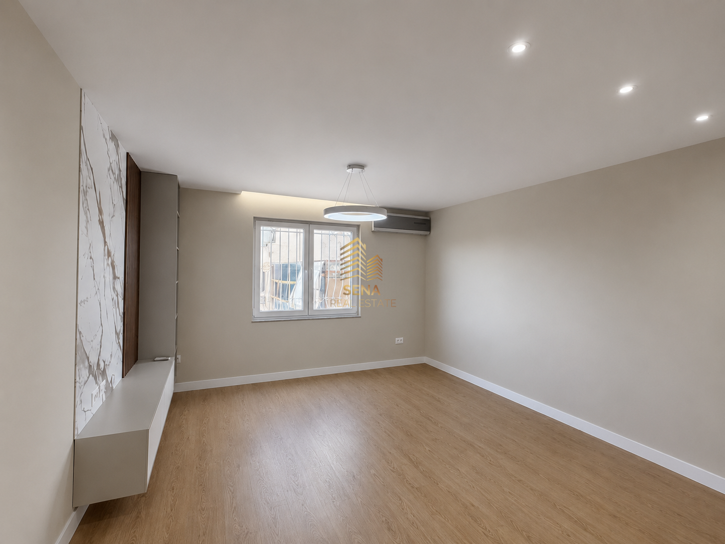 Shitet Apartament 1+1+Studio+Blk, Kompleksi Usluga – Ish Stacioni i Trenit, 190.800 Euro