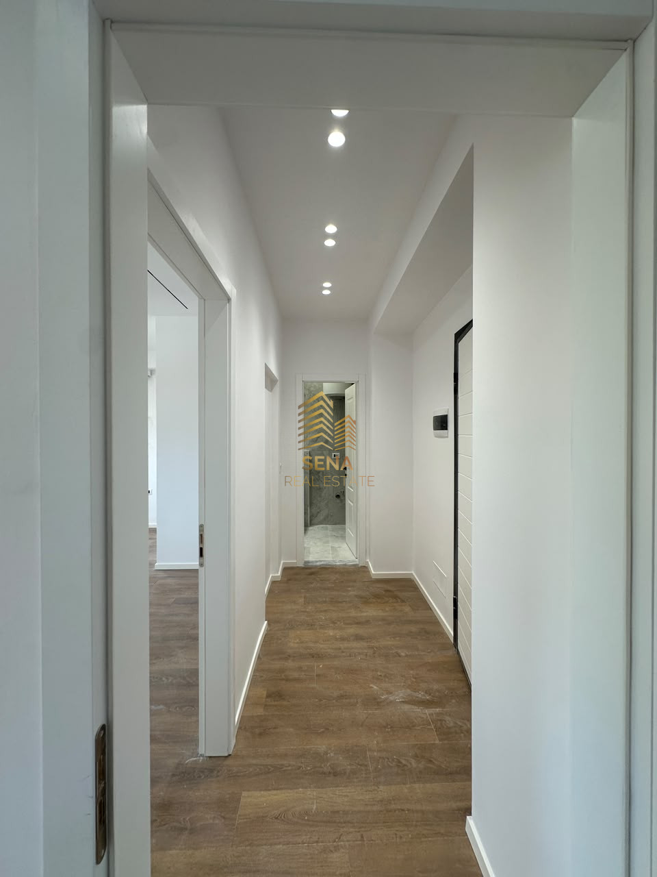 Shitet, Apartament 1+1+Blk, Rruga Bardhyl, 13.700.000 Leke