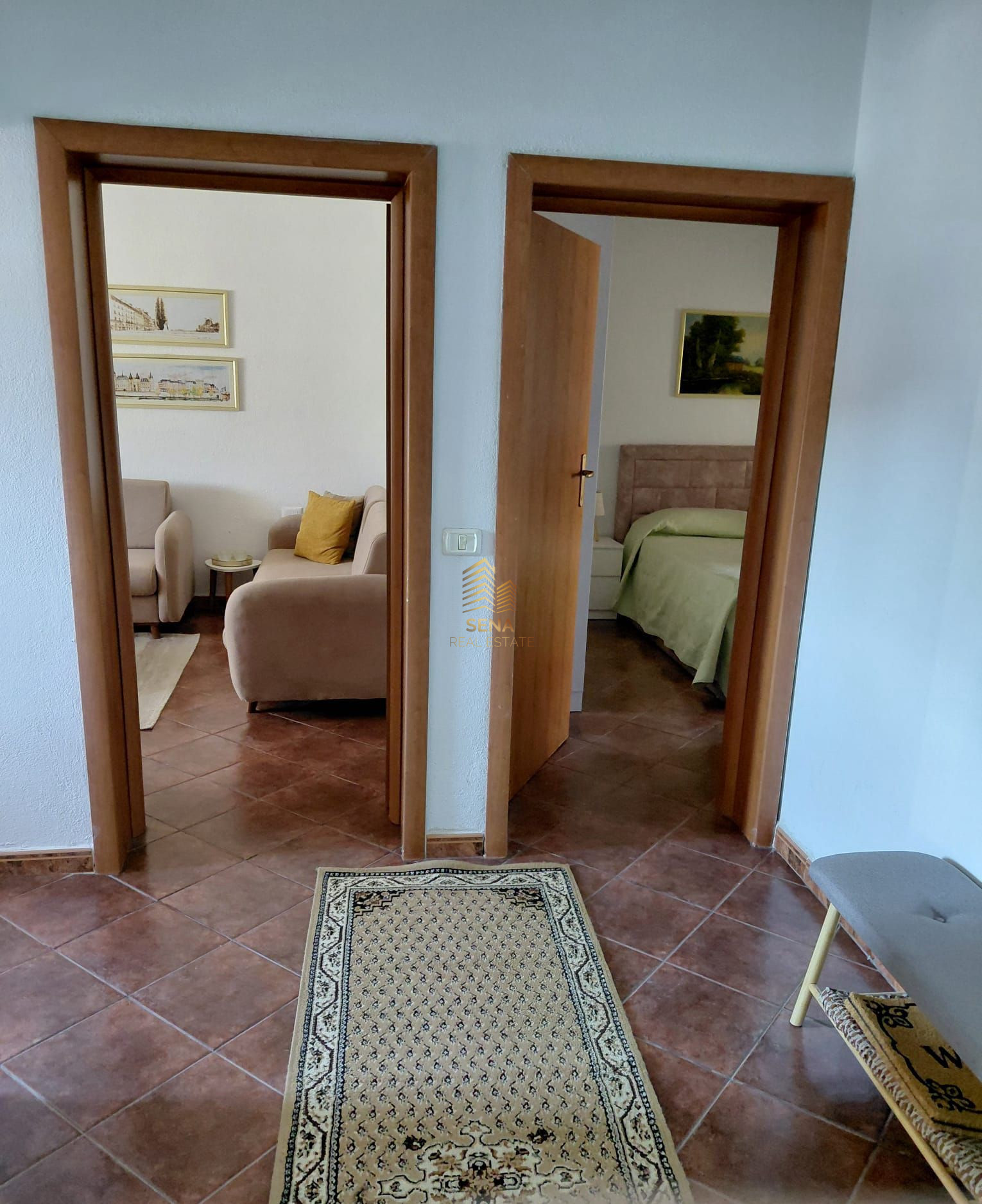 Qira, Apartament 2+1+Kuzhine e vecuar+blk, Prane Liceut – Rruga e Elbasanit, 65.000 Leke/muaj