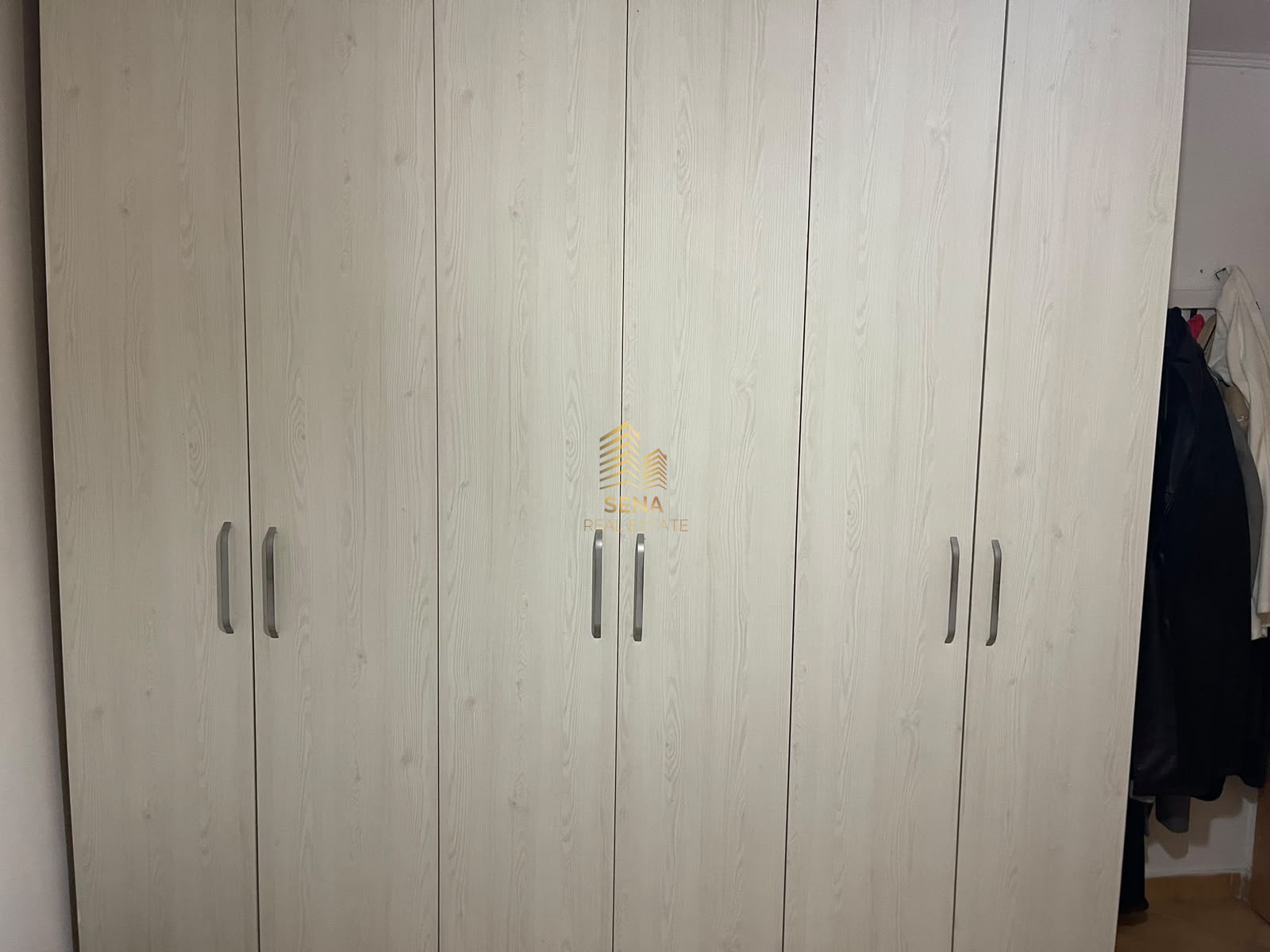 Qira, Hyrje Private, 1+1+Oborr, Ali Demi – Shkolla Kushtrimi i Lirise,40.000 Leke/muaj