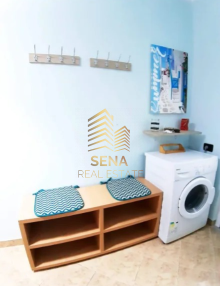 Qira,Hyrje Private,1+1,Zogu i Zi-Prane Pallatit te Sportit,45.000 Leke/muaj