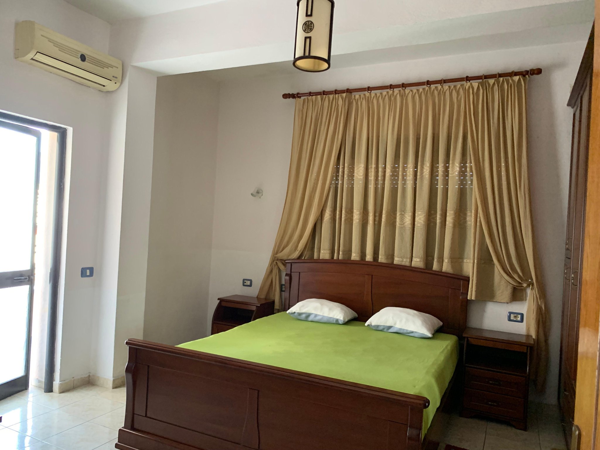 Qira, Hyrje Private, 2+1+blk, Kodra e Priftit, 48.000 Leke/Muaj