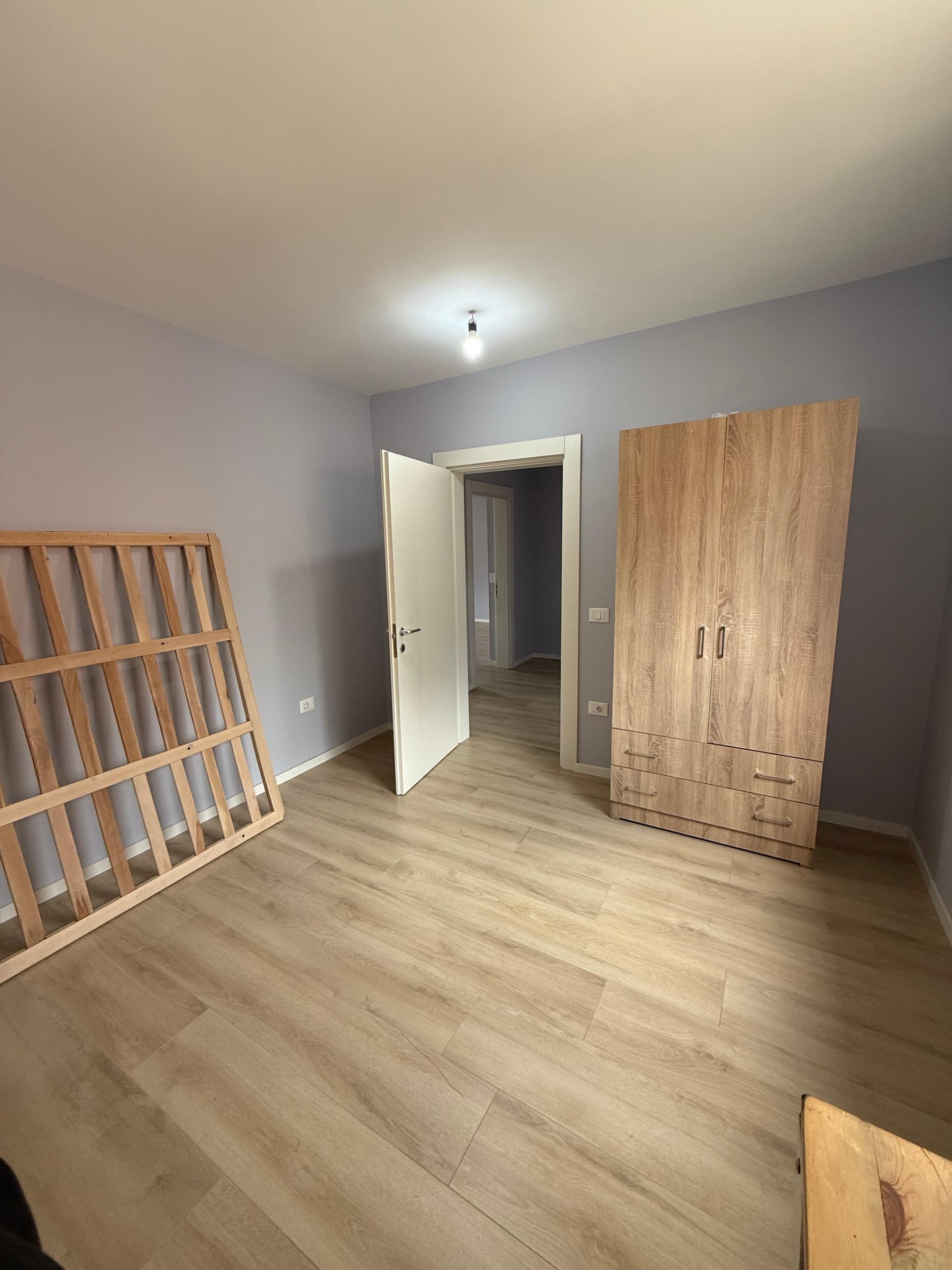 Qira, Apartament 2+1+BLK, Bosh, Pazari i Ri, 60.000 Leke