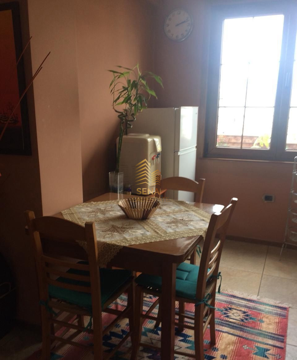 Qira, Apartament 1+1+Verande, Rruga e Durresit, 50.000 ALL/muaj